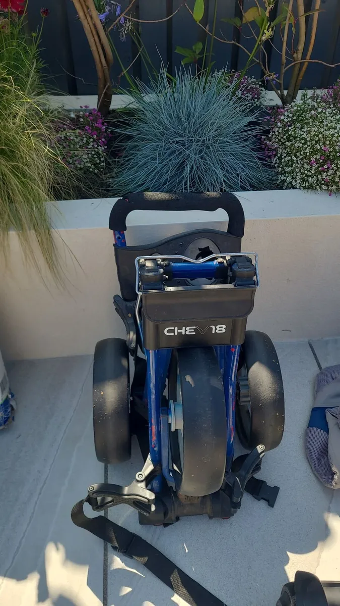 Golf trolley
