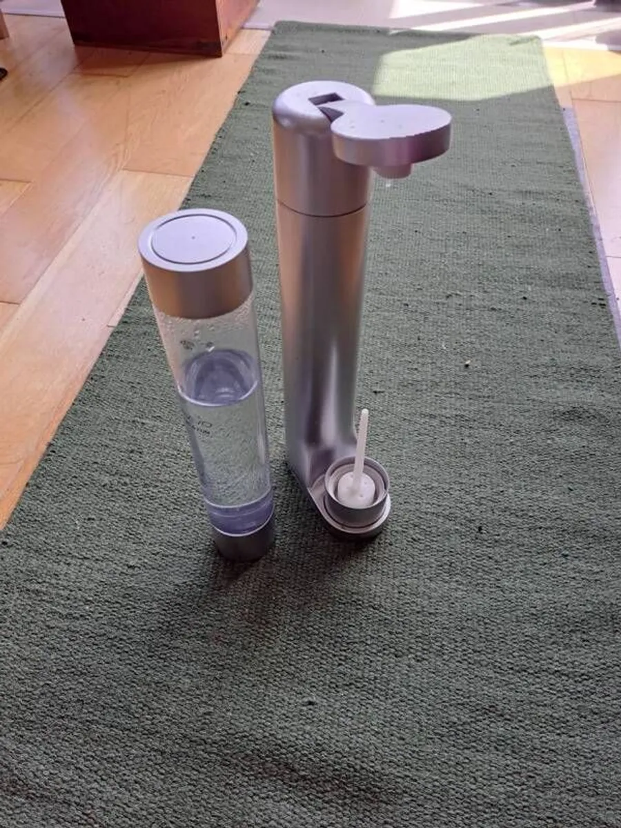 water bubbler Slim, with 1L bubbler bottle - Image 1
