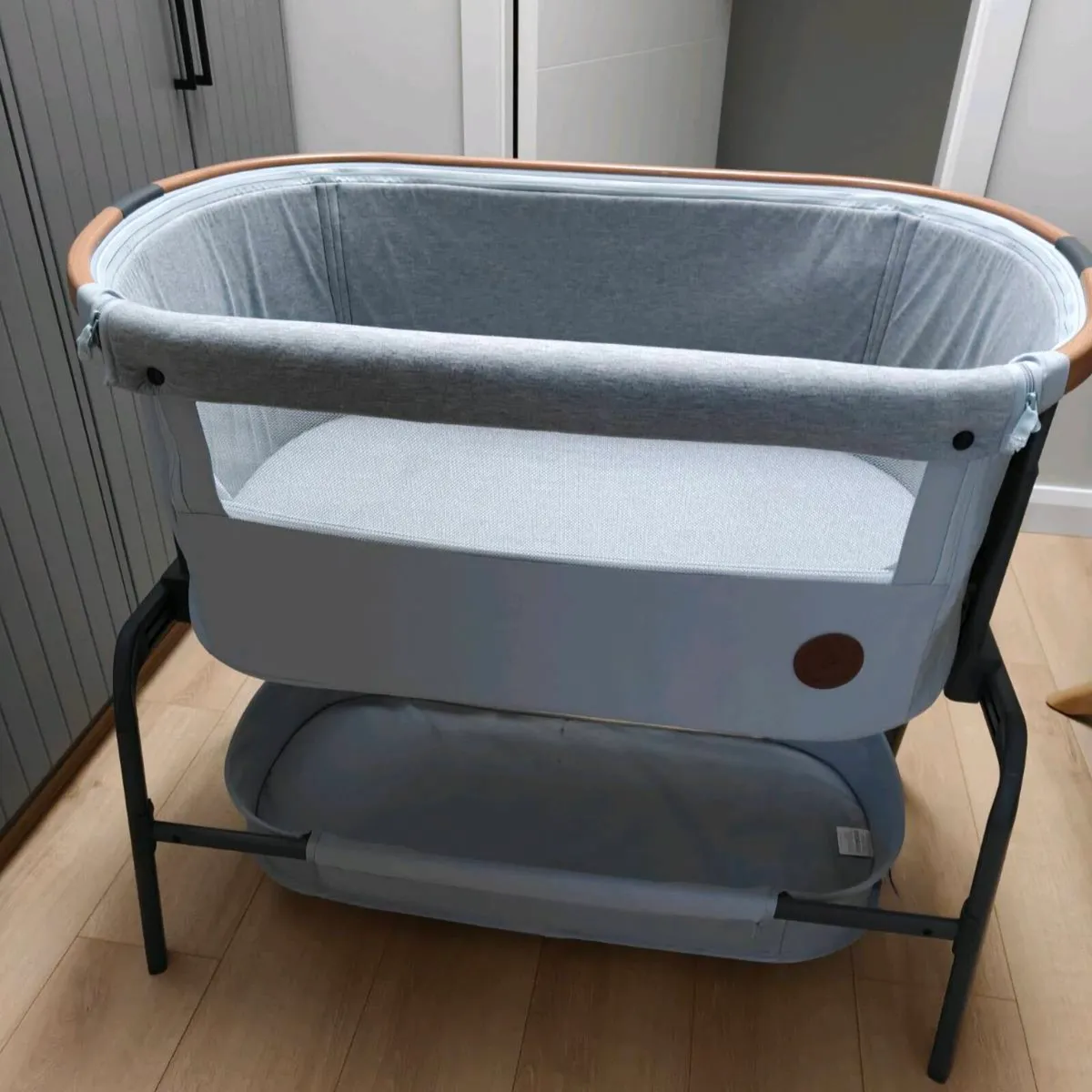 Bed side crib MaxiCosi - Image 2
