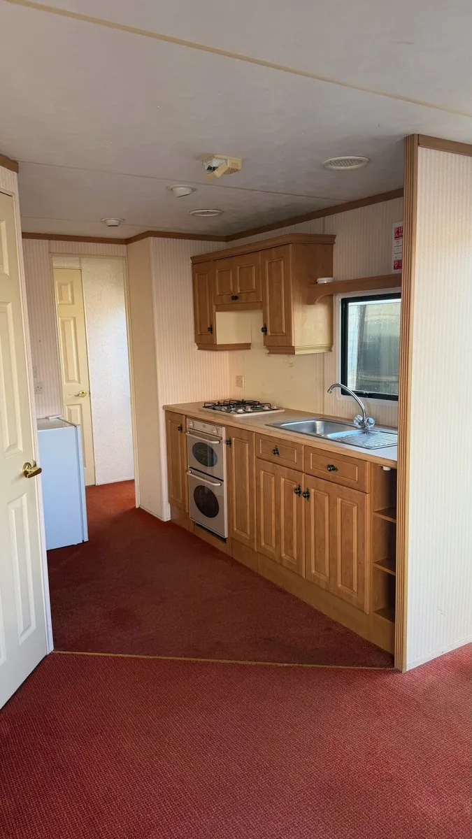 28 foot Mobile Home - Image 2