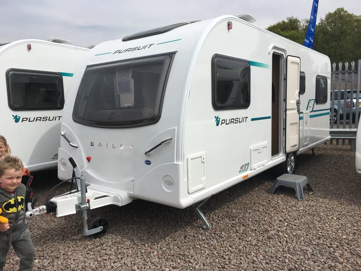 Caravan Bailey Pursuit series 2 570-6  Berth 2017 - Image 1