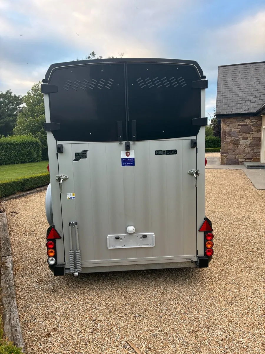Horse box - Image 4