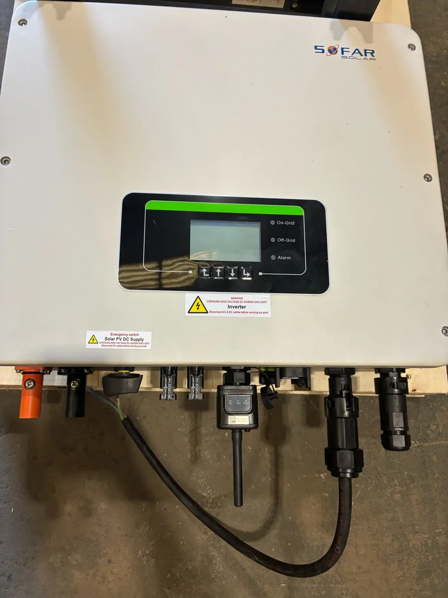 Sofar solar Inverter and Battery - Image 1