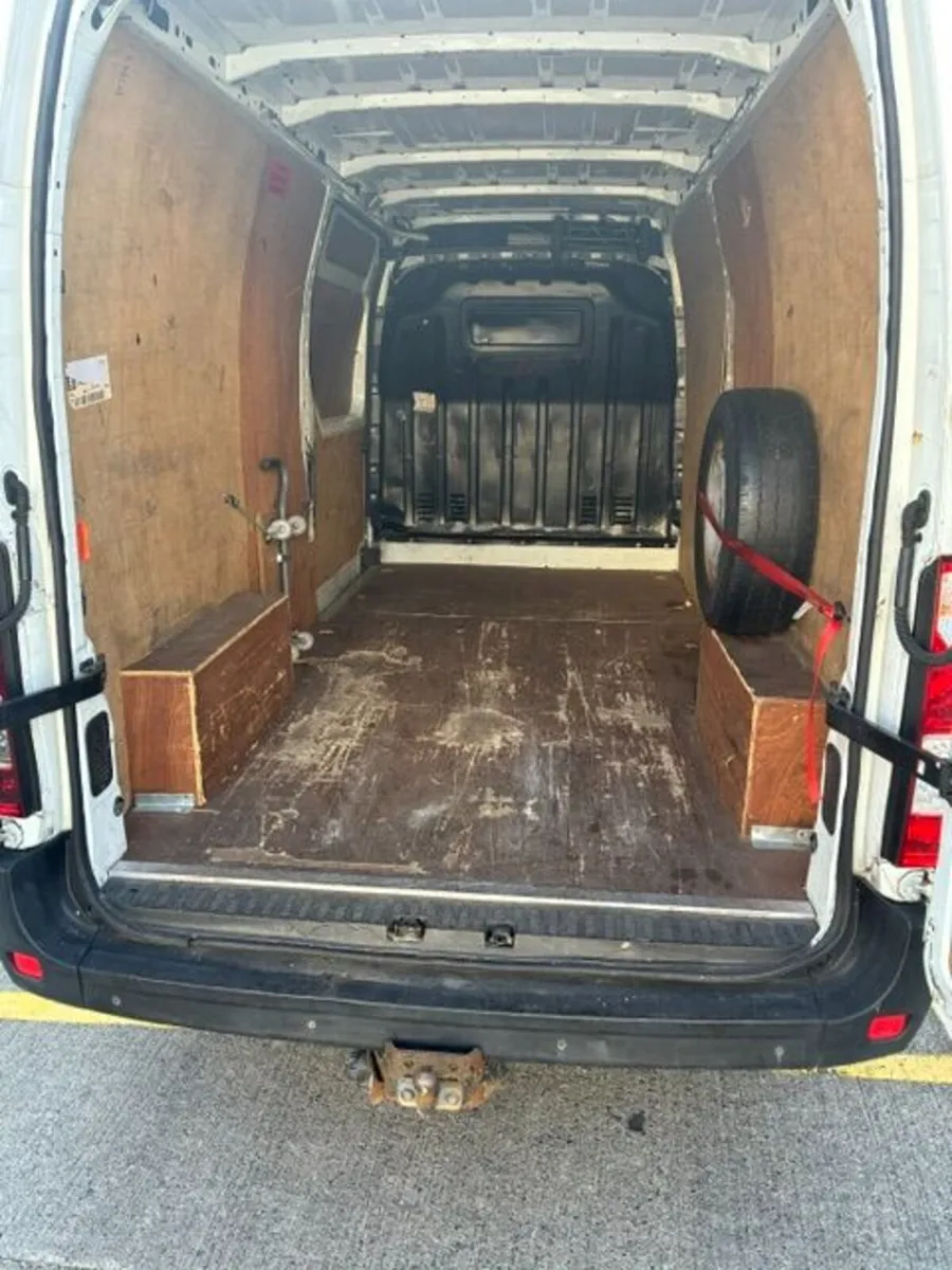 Renault Master 2018 LM35 BUSINESS ENERGY DC 145 - Image 4