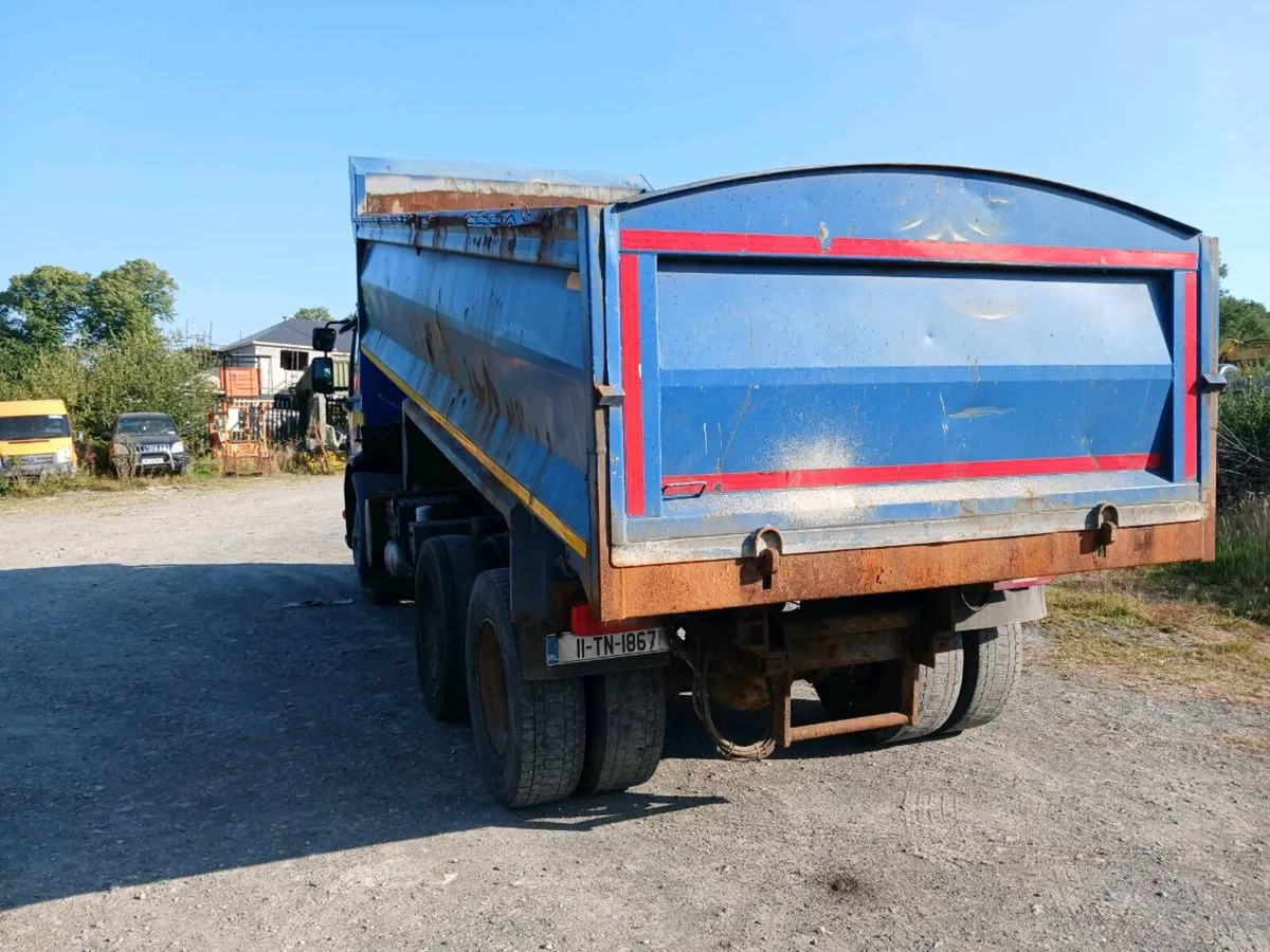 Volvo 6 wheeler - Image 3