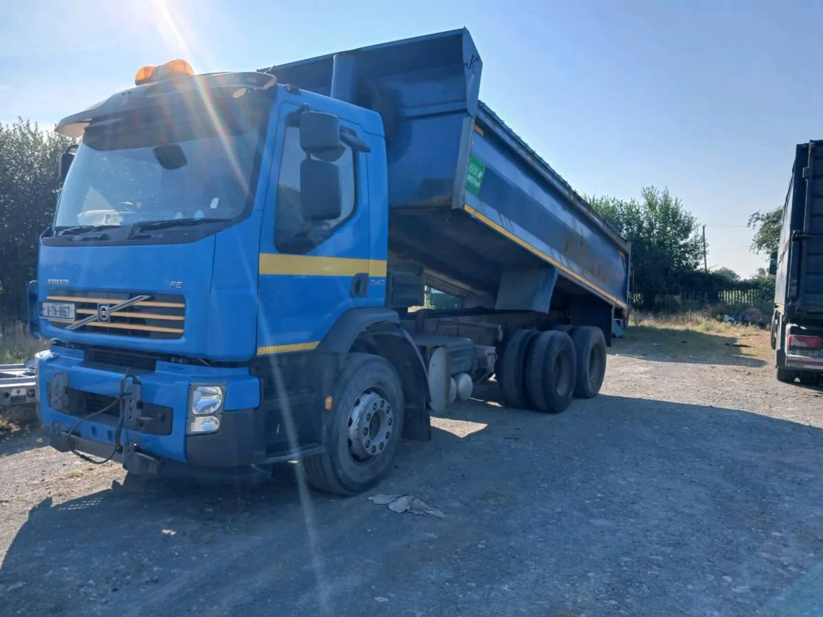 Volvo 6 wheeler - Image 4
