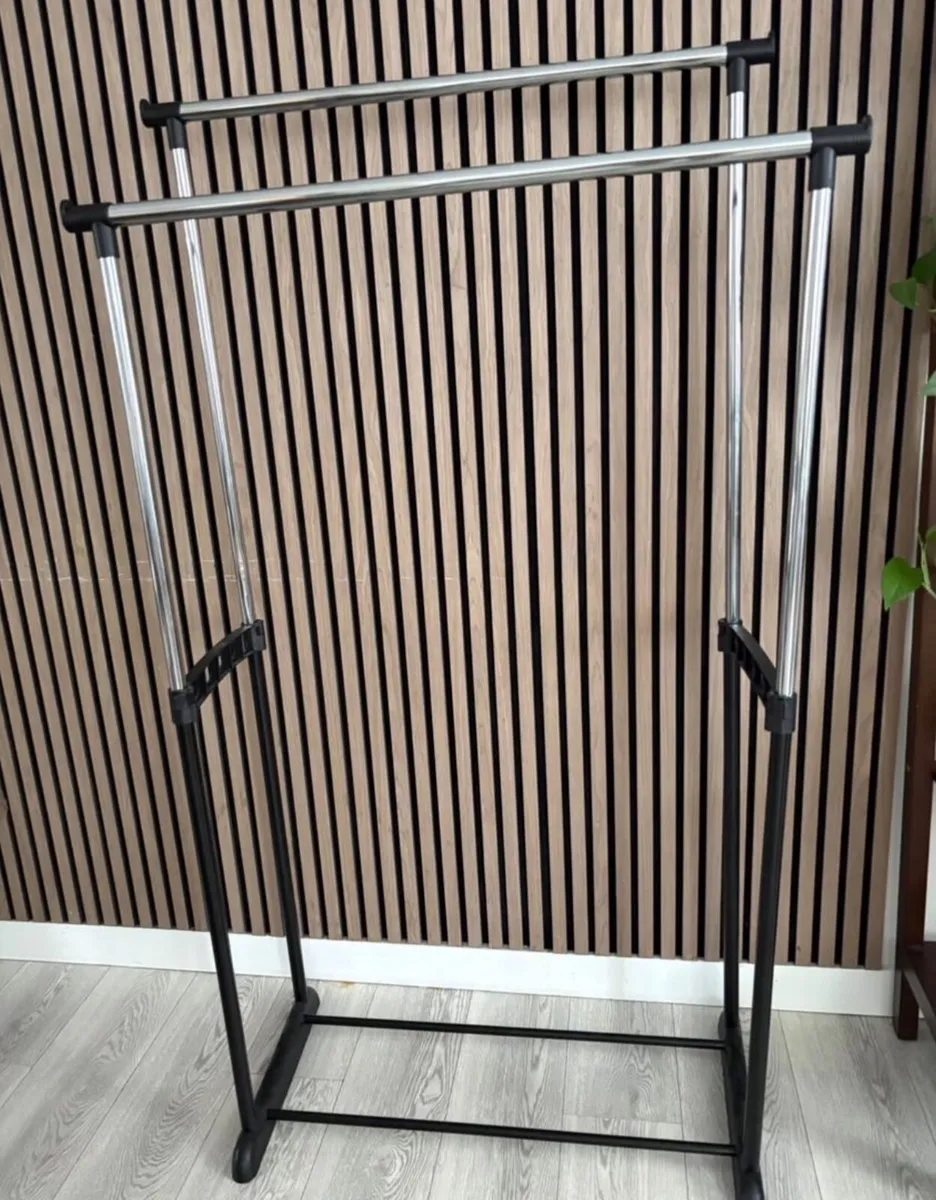 Rail - Image 1