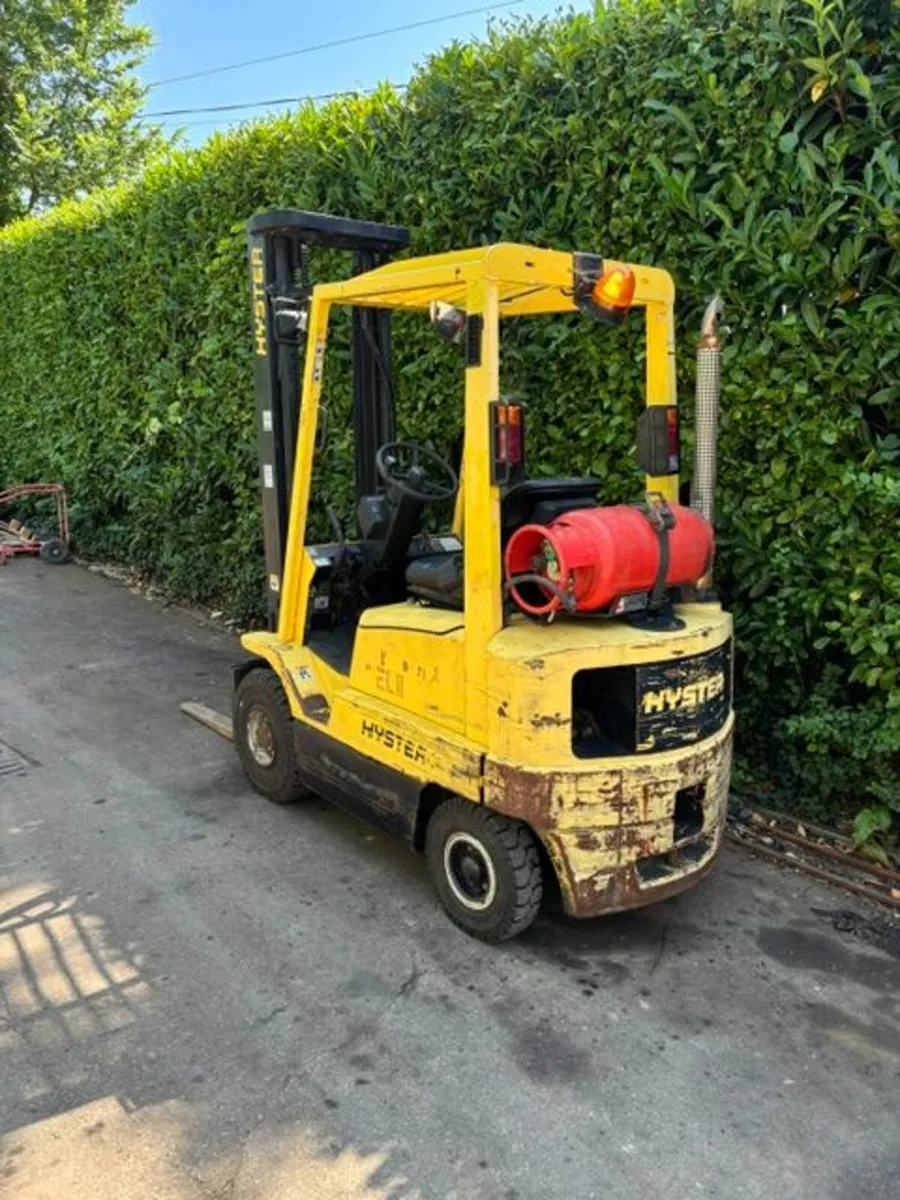 Gas Forklifts - Image 2