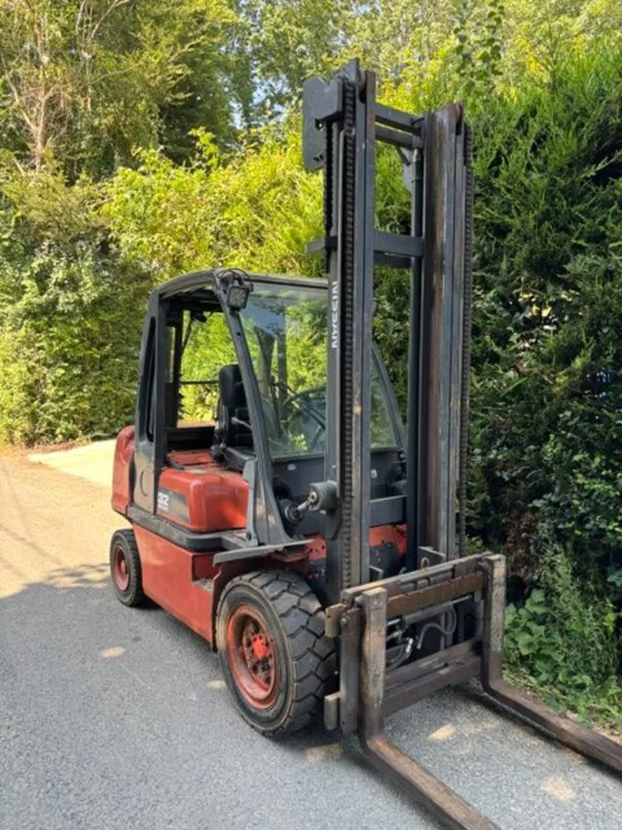 Nissan Diesel Forklift - Image 2