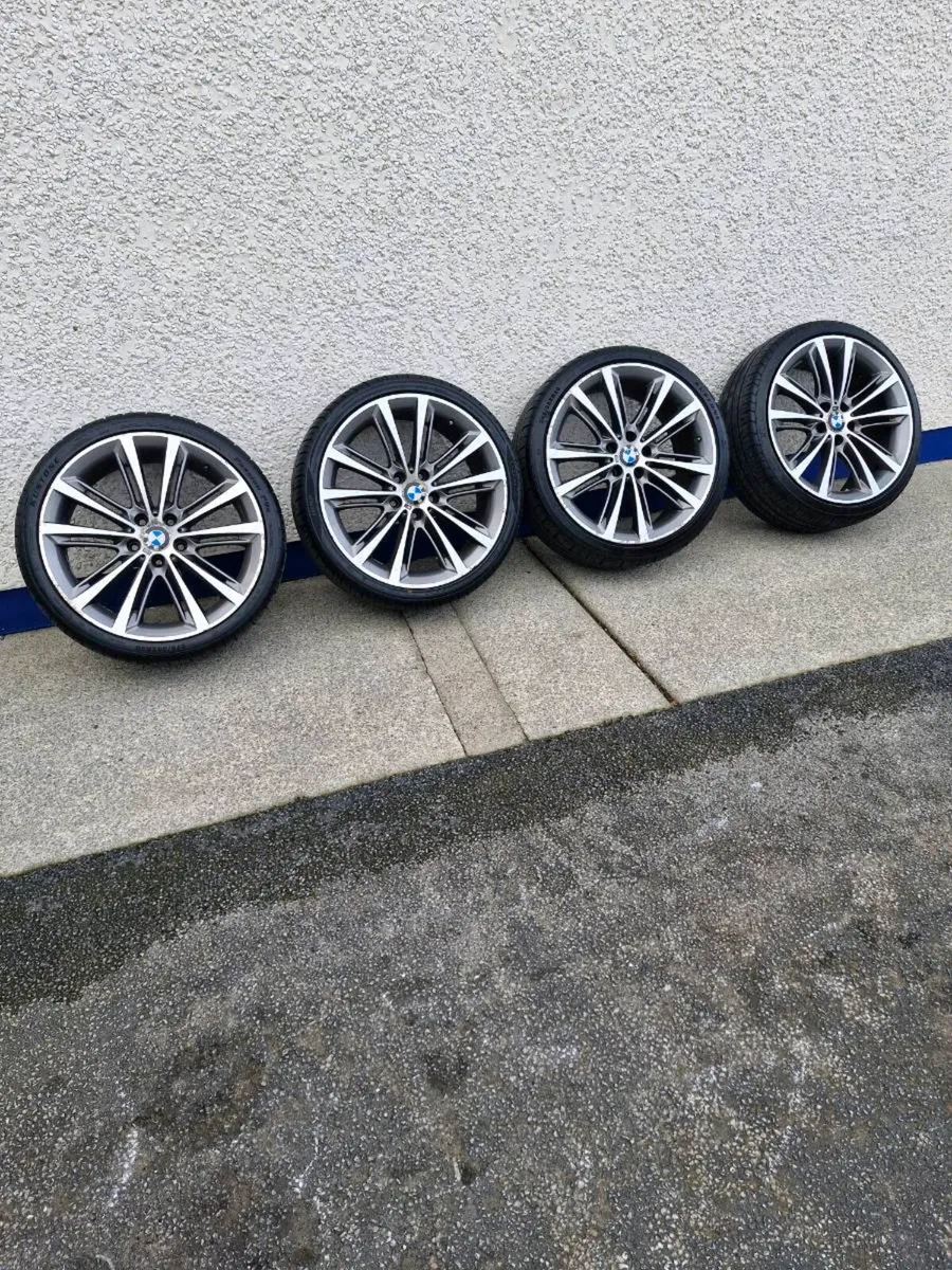 Bmw alloys - Image 1