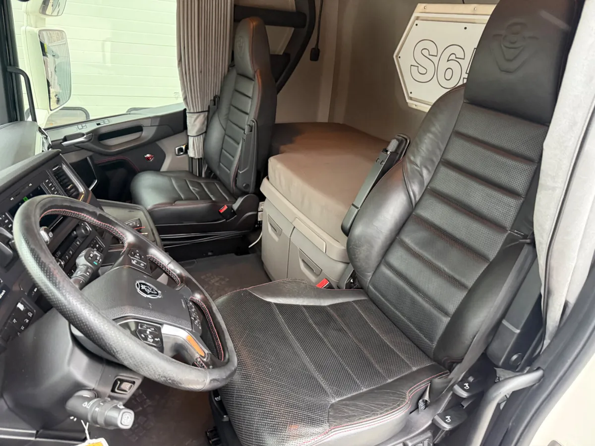 Scania S650 LHD ***Only 490 kms** - Image 4