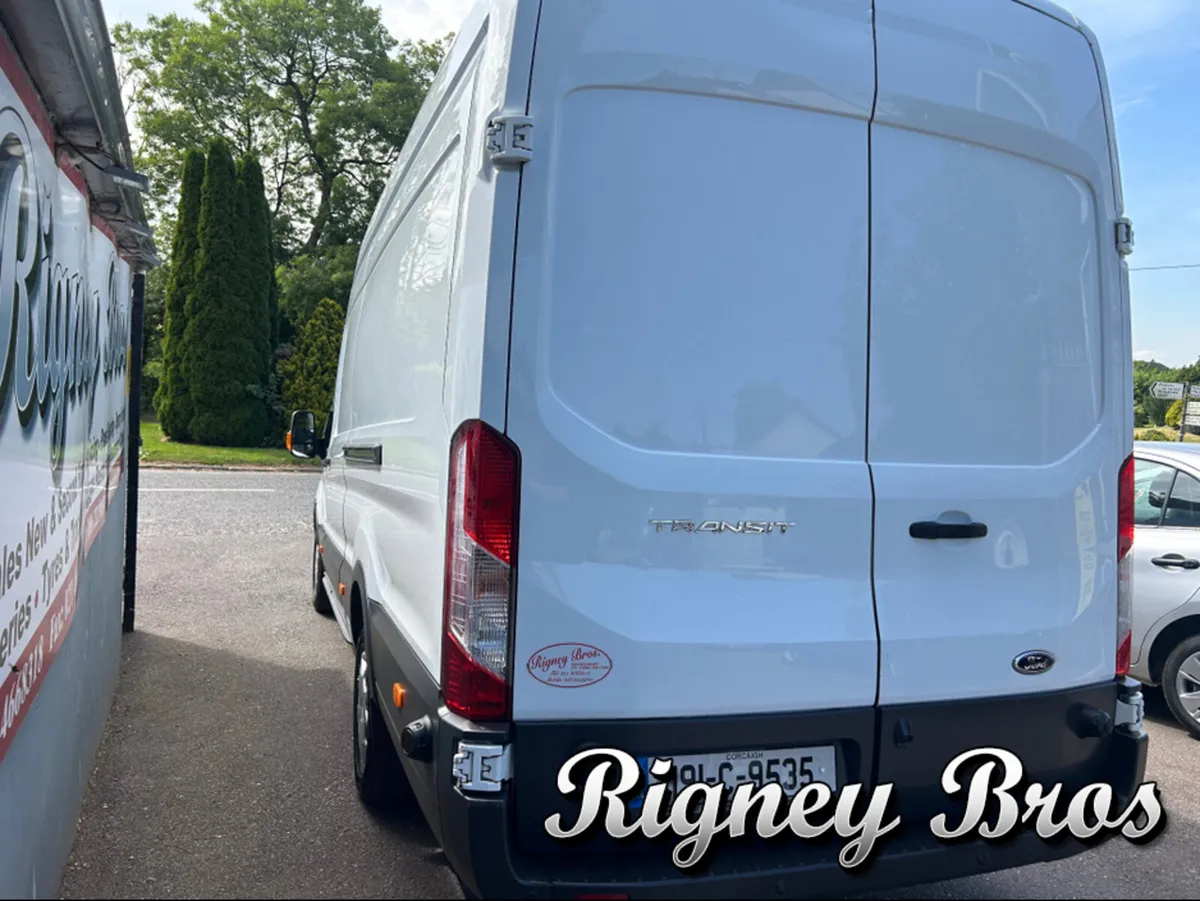 Ford Transit 350E TREND 2.0 130PS R RWD 3DR - Image 4