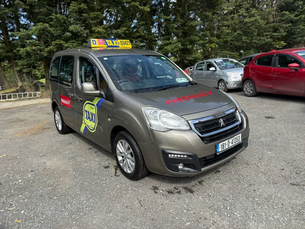Taxi Wheelchair For rent Automatic and Manual - Image 1