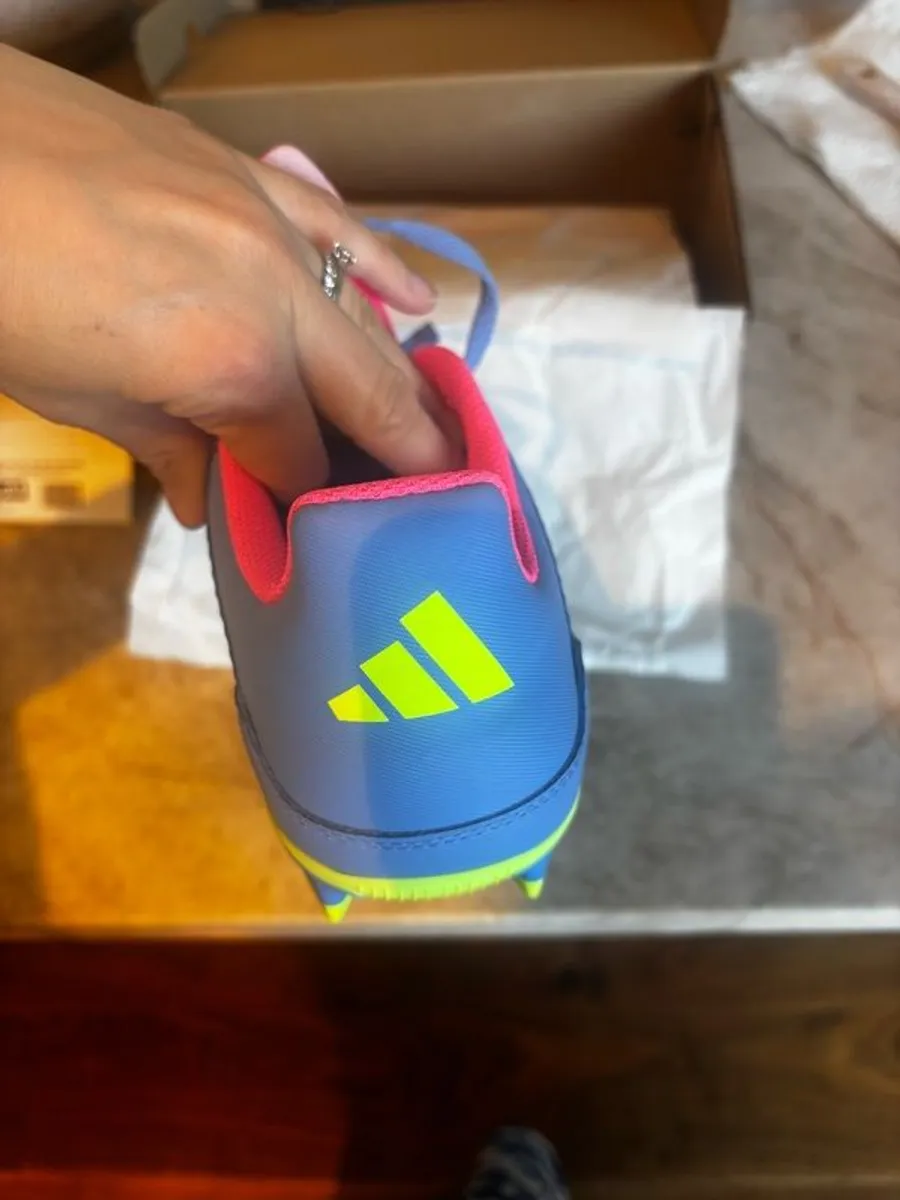 Adidas Football boots - Image 3