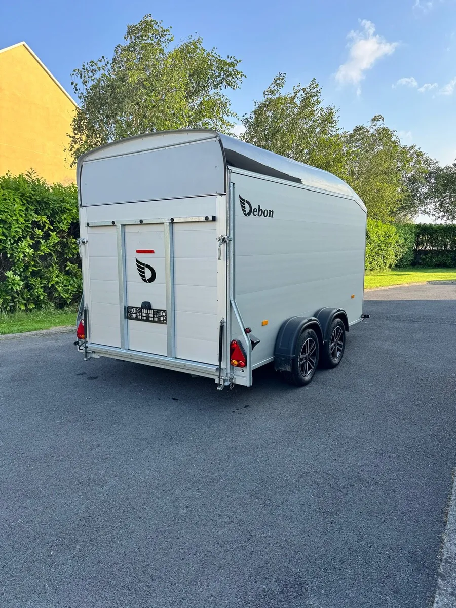 2025 Debon Roadster C700 Box Trailer (as new) - Image 4