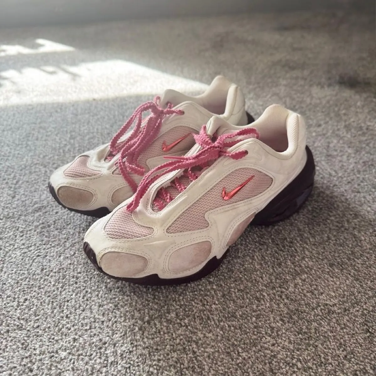 Nike Air Max Muse SE Size 2.5 - Image 2