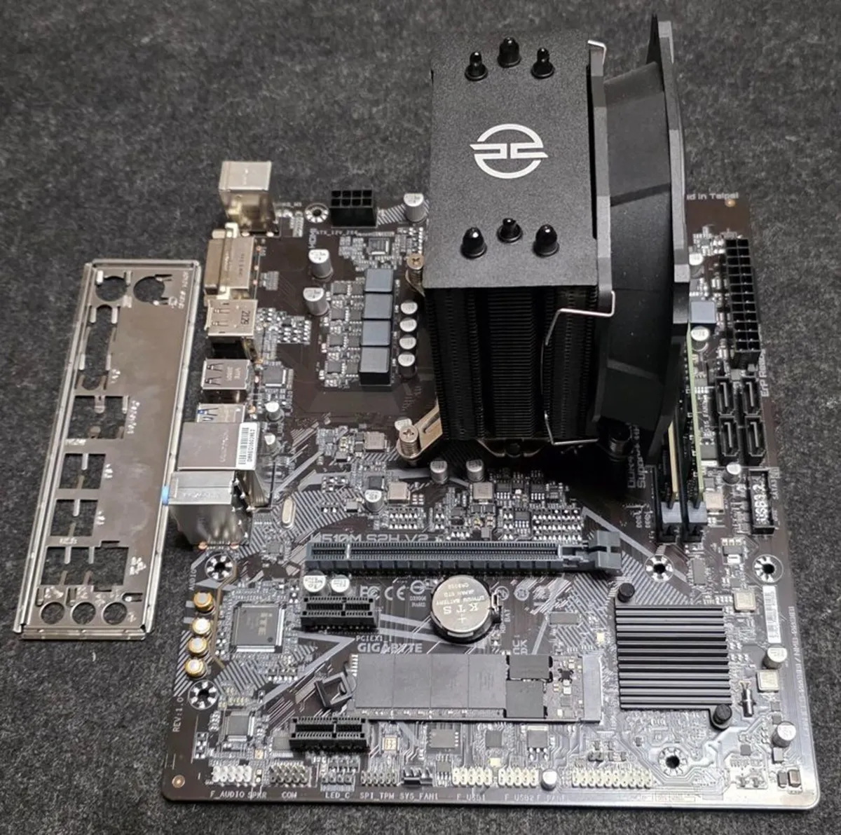Gigabyte Motherboard + i5 CPU + RAM + SSD - Image 1