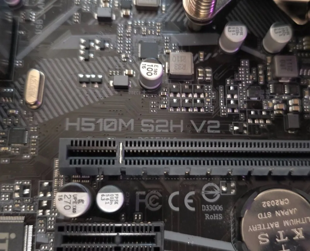 Gigabyte Motherboard + i5 CPU + RAM + SSD - Image 2