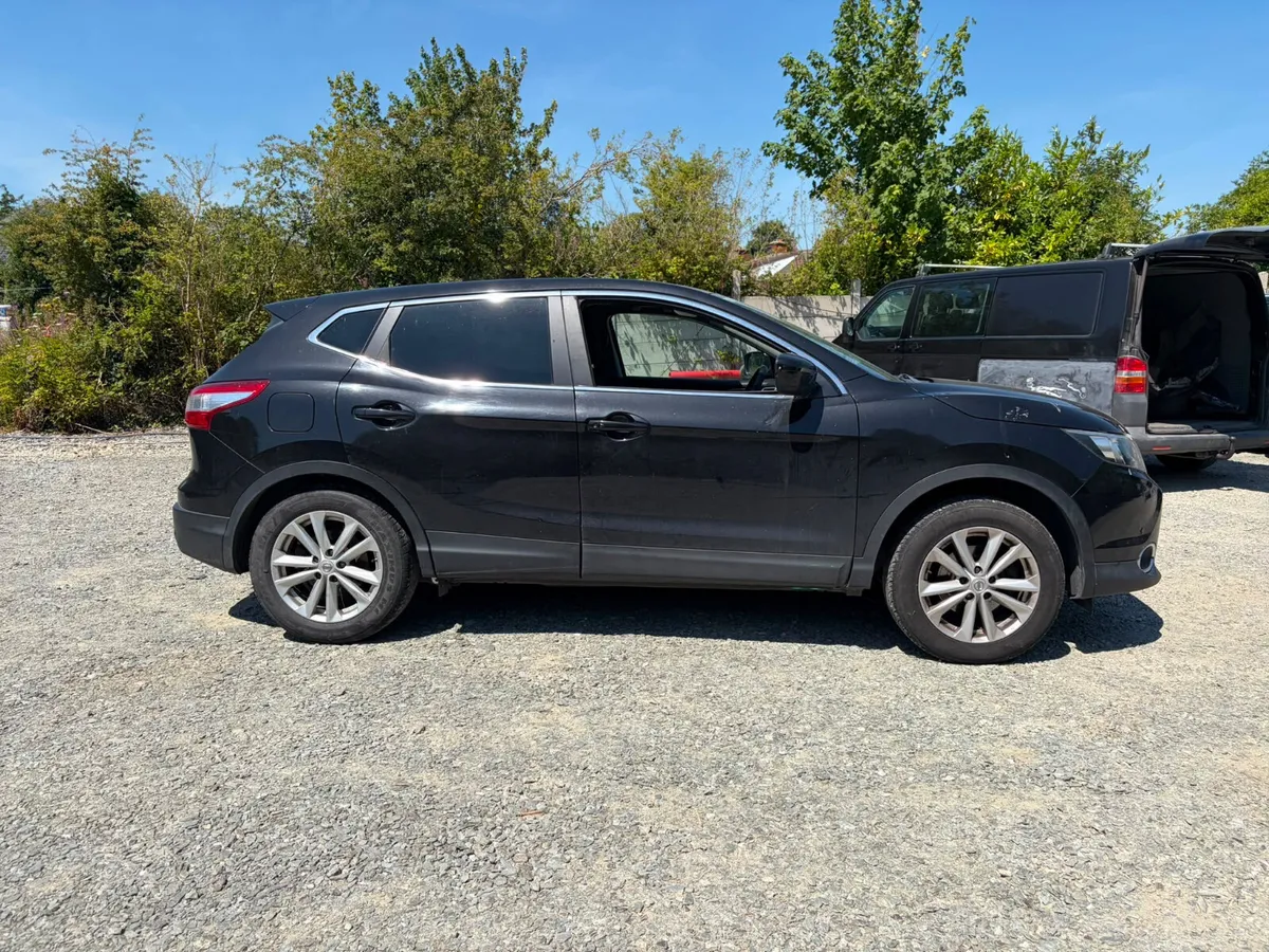 2014 Nissan Qashqai 1.5 diesel - Image 1