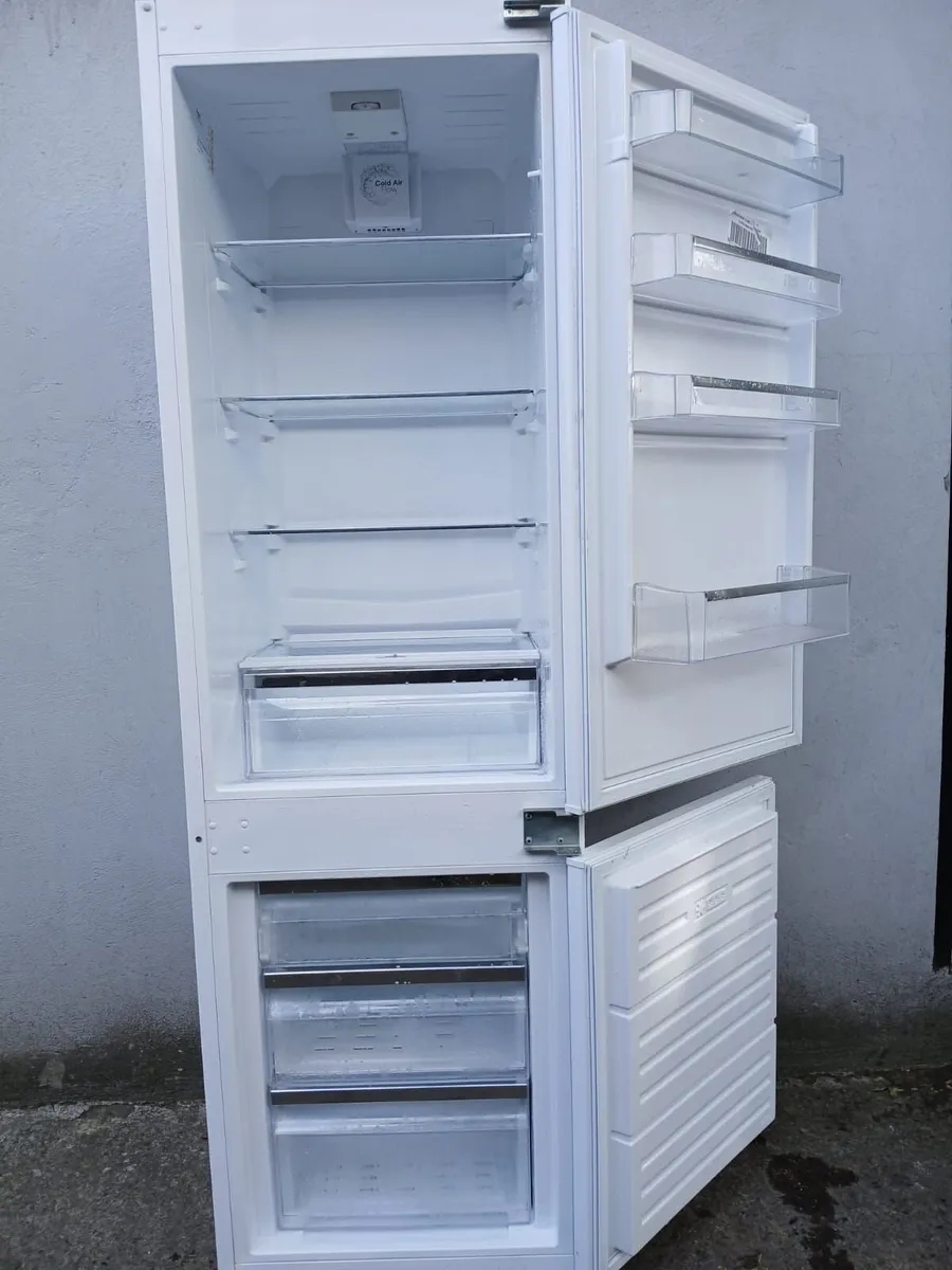 YEAR OLD INTEGRETED FRIDGE AND FREEZER - Image 3
