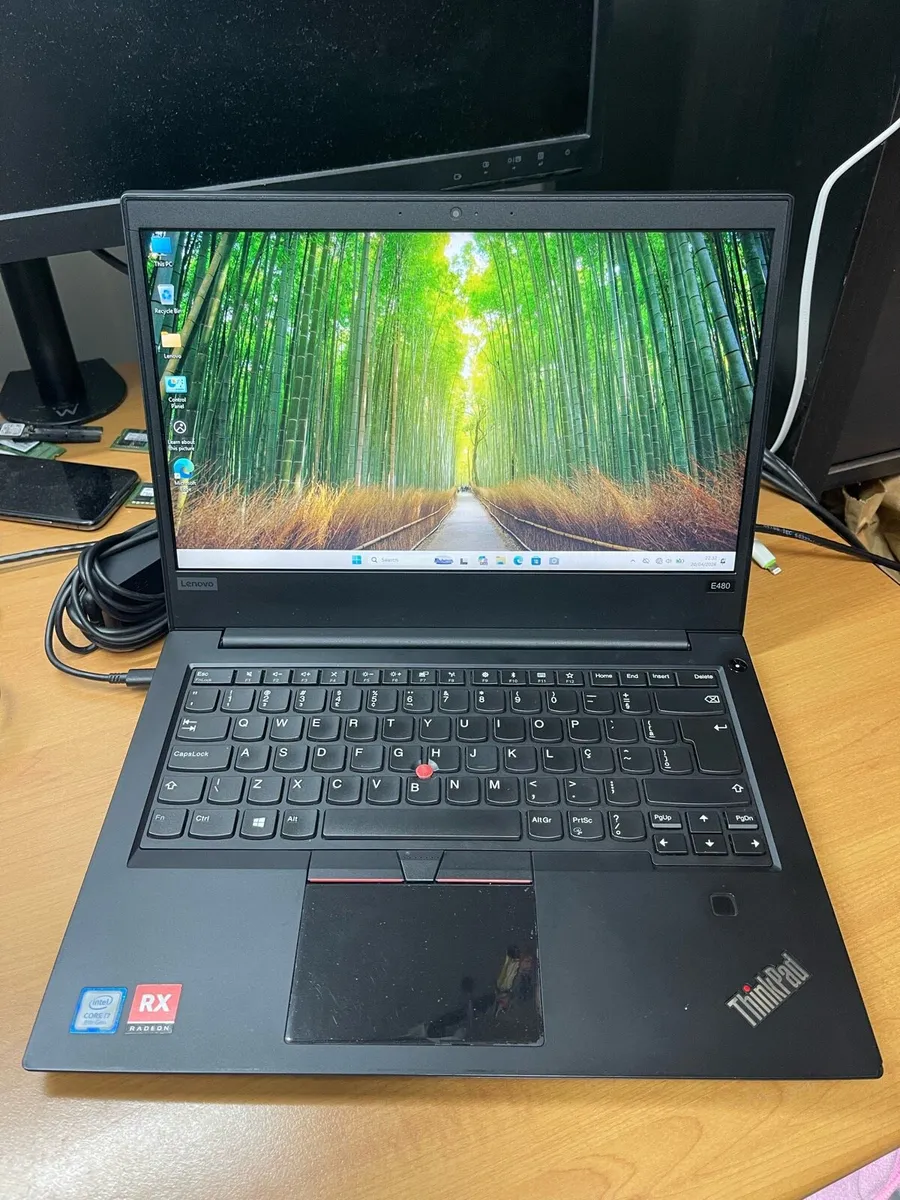 Lenovo laptop i7 pro 16/256 win 11 - Image 1