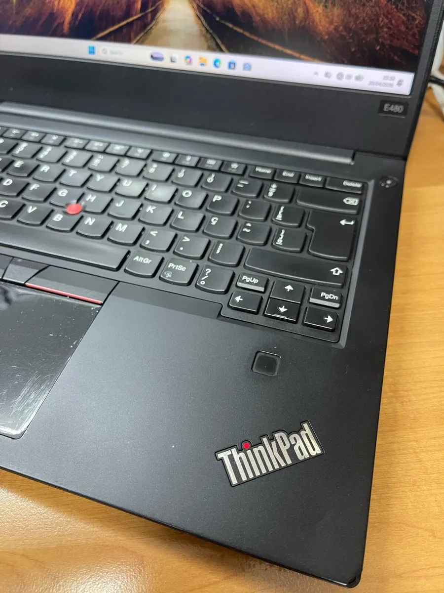 Lenovo laptop i7 pro 16/256 win 11 - Image 2