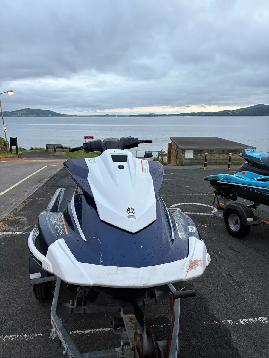 Yamaha vx deluxe jetski - Image 2
