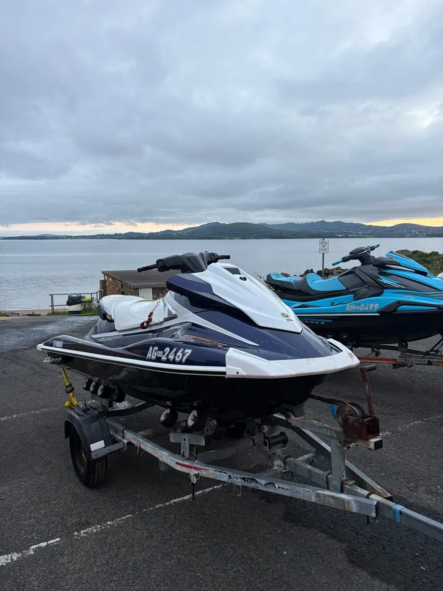 Yamaha vx deluxe jetski - Image 1