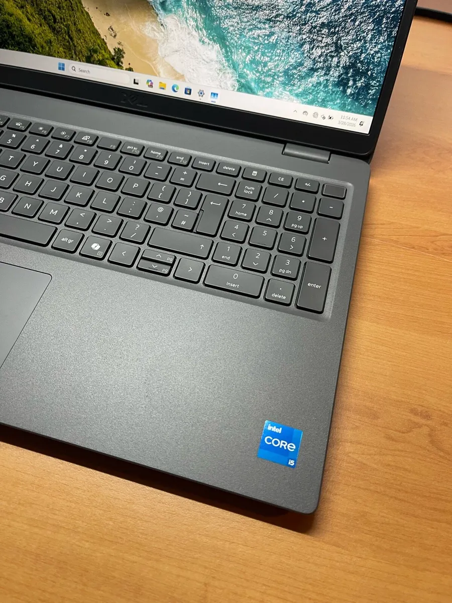 Dell laptop i7 pro 13gen 16/512 win 11 pro - Image 2