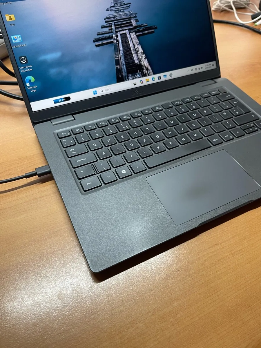 Dell laptop i5 pro 13gen 16/256 win 11 pro - Image 3