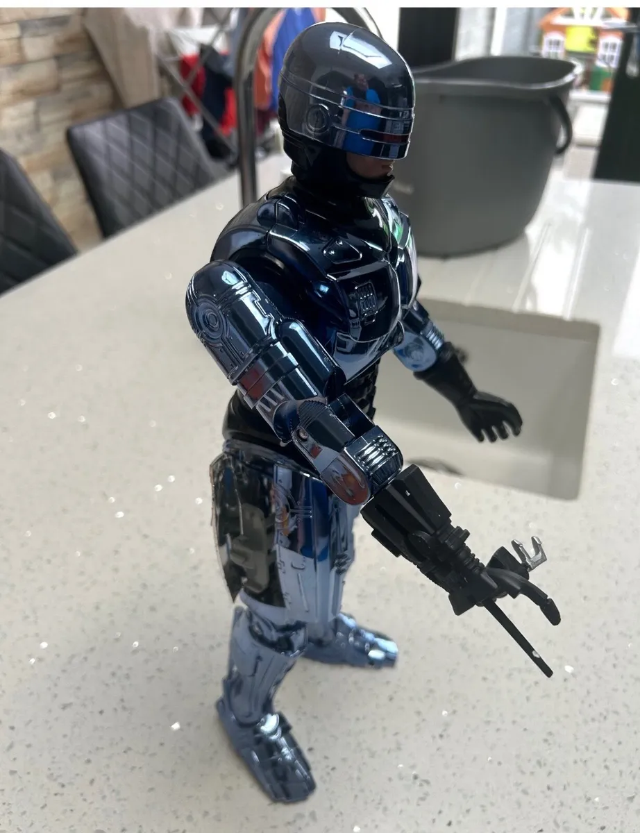 Robocop figure - Image 4