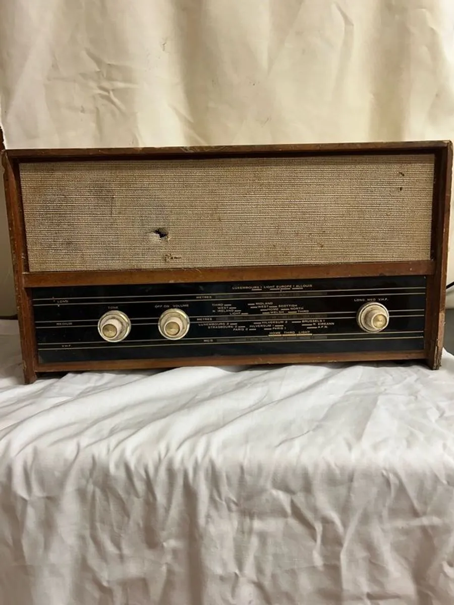 Vintage Radio - Image 1