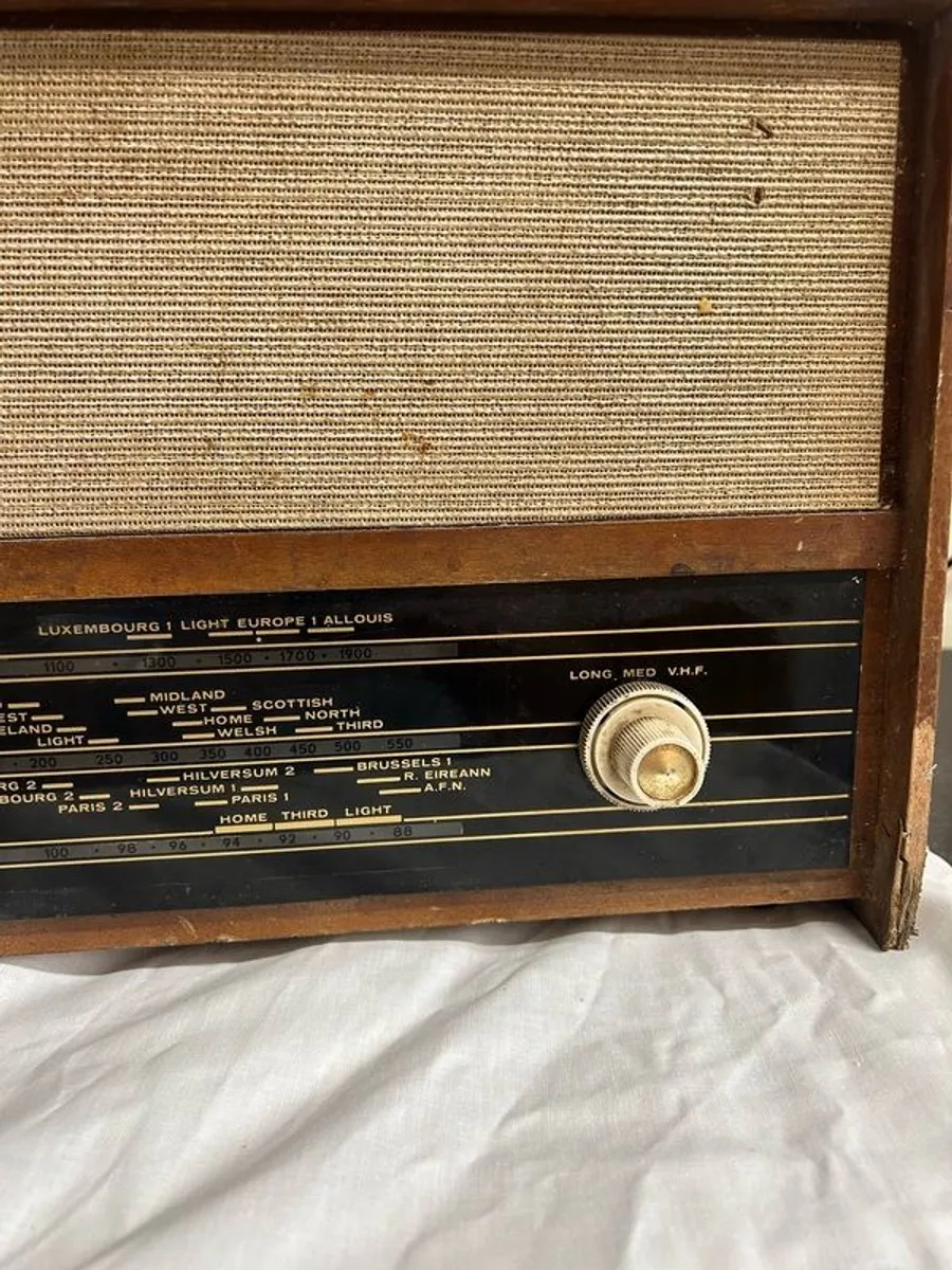 Vintage Radio - Image 3