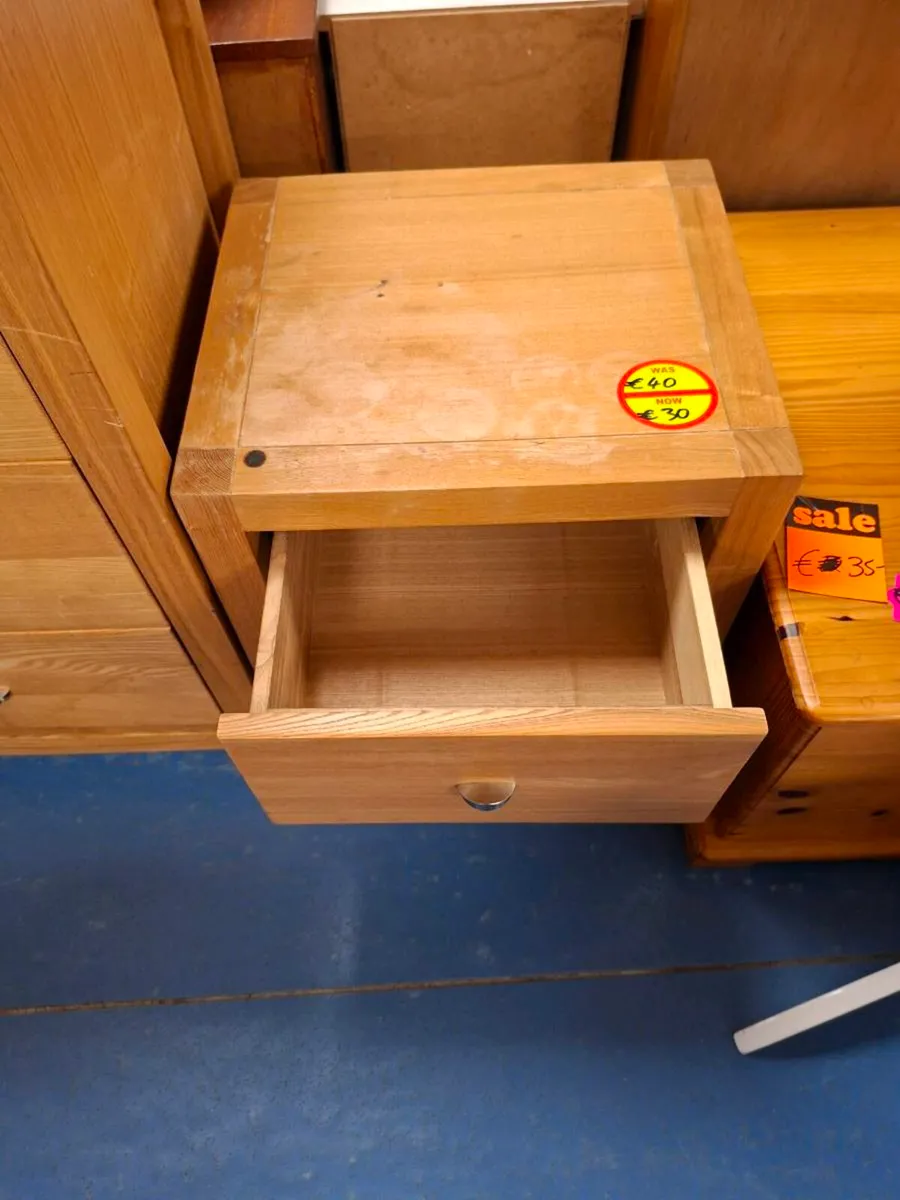 Bedside Lockers x 2 - Image 3