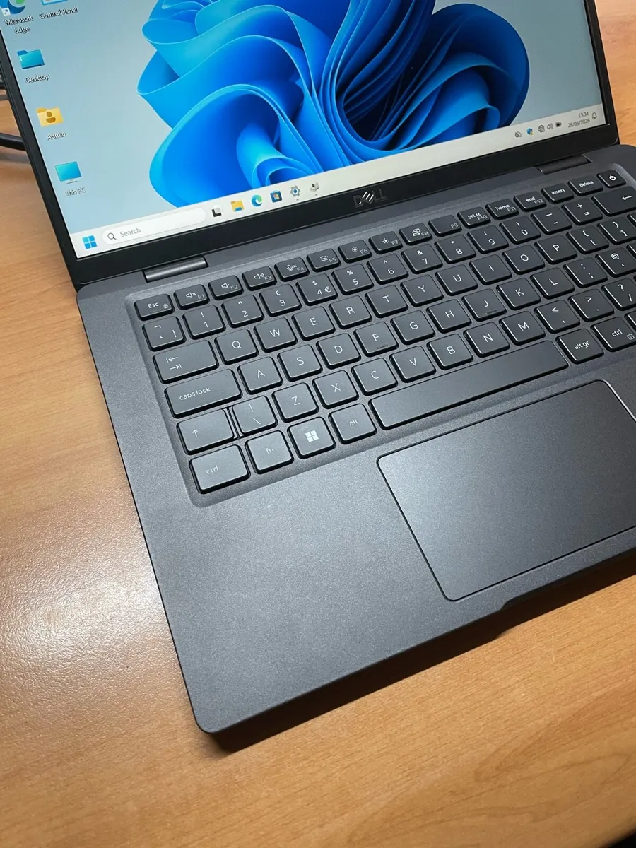 Dell laptop i7 pro 16/256 w11 - Image 3