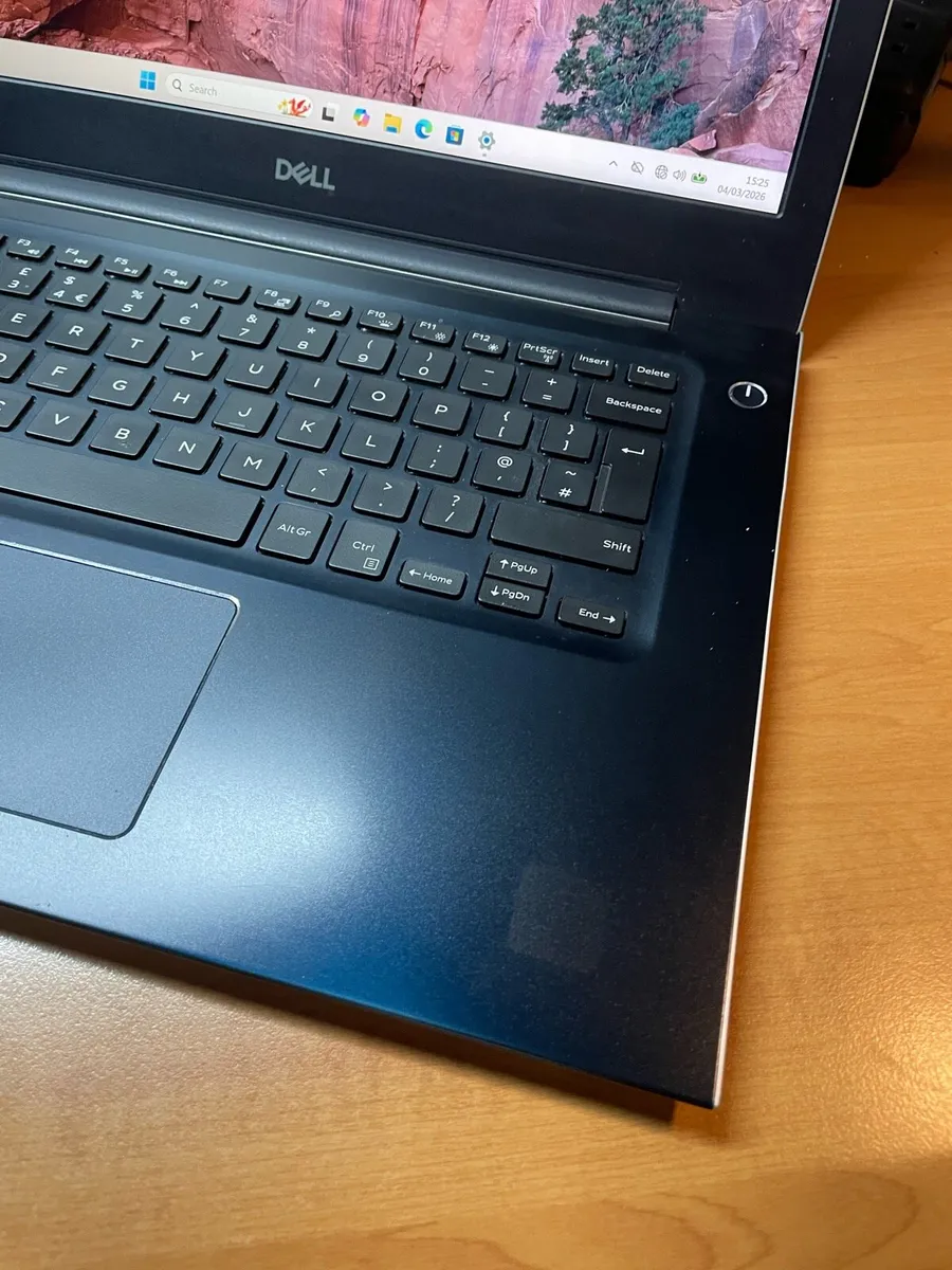 Dell laptop i5 pro 8/256 win 11 - Image 2