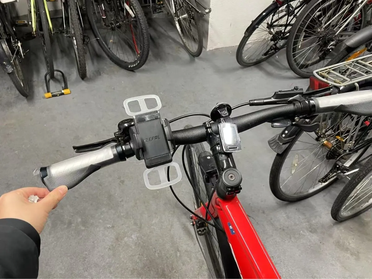 Trek FX 3 Hybrid Bike for Sale - Image 1
