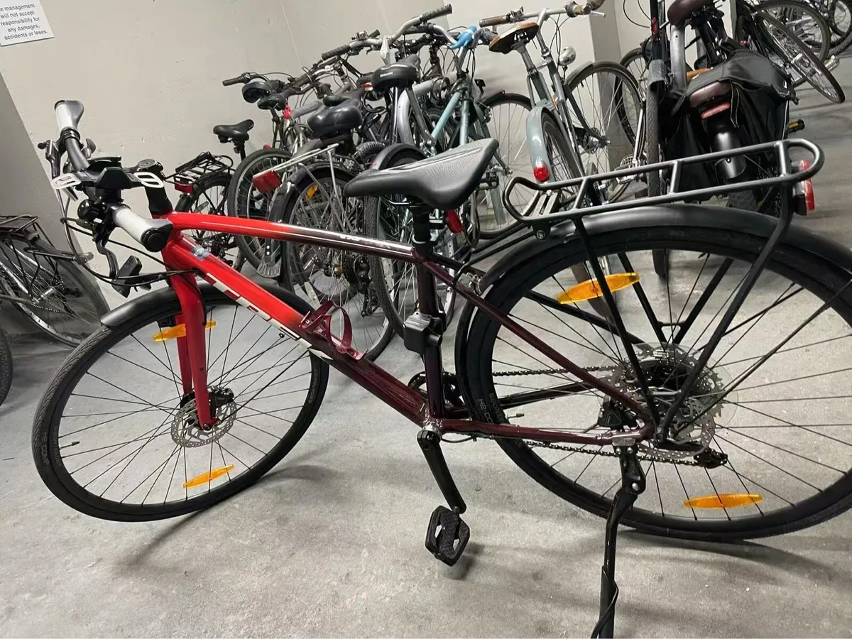 Trek FX 3 Hybrid Bike for Sale - Image 2