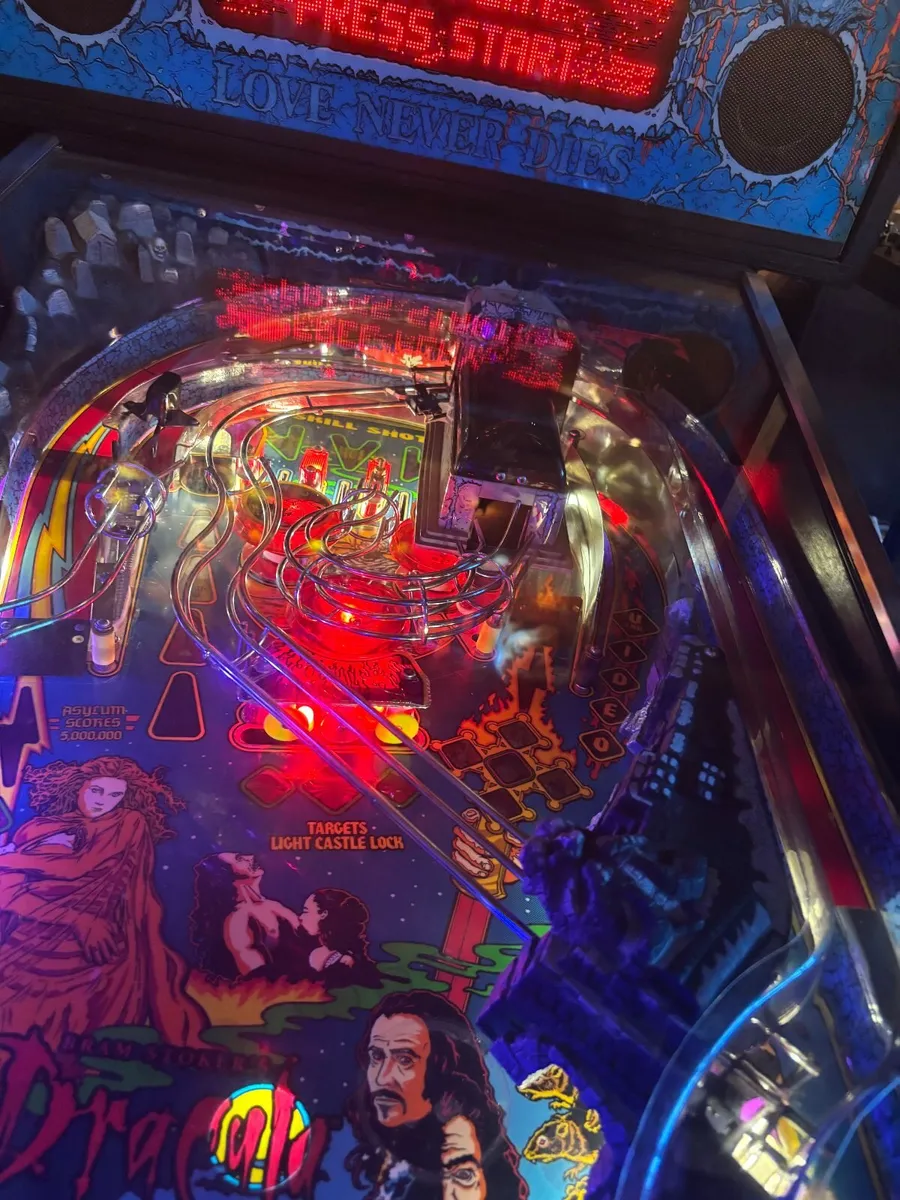 1992 William's Pinball - Bram Stoker's Dracula - Image 3