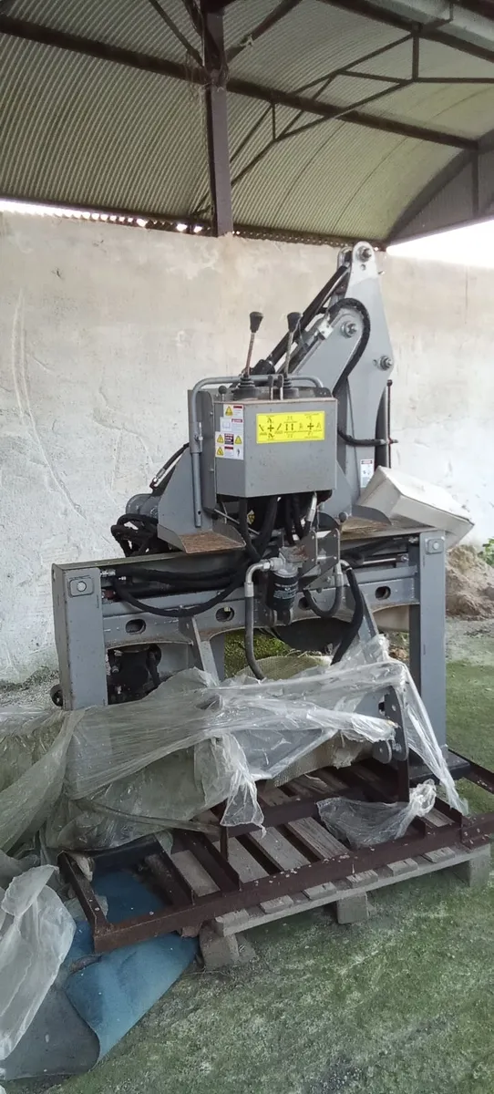 Jansen BHSM-225 Tractor Backhoe attachment - Image 4