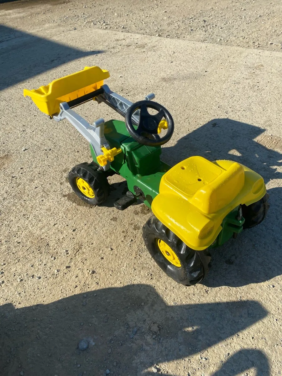 Toy tractor - Image 1
