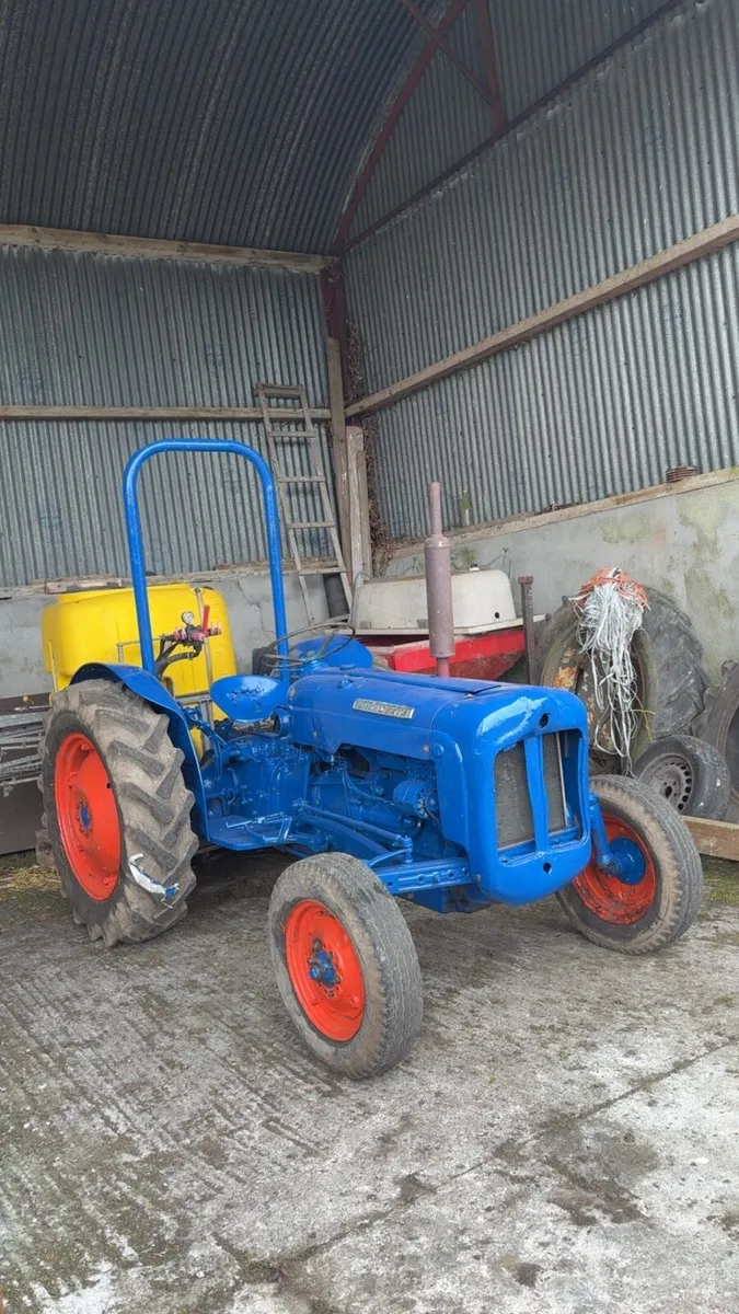 Fordson dexta - Image 1
