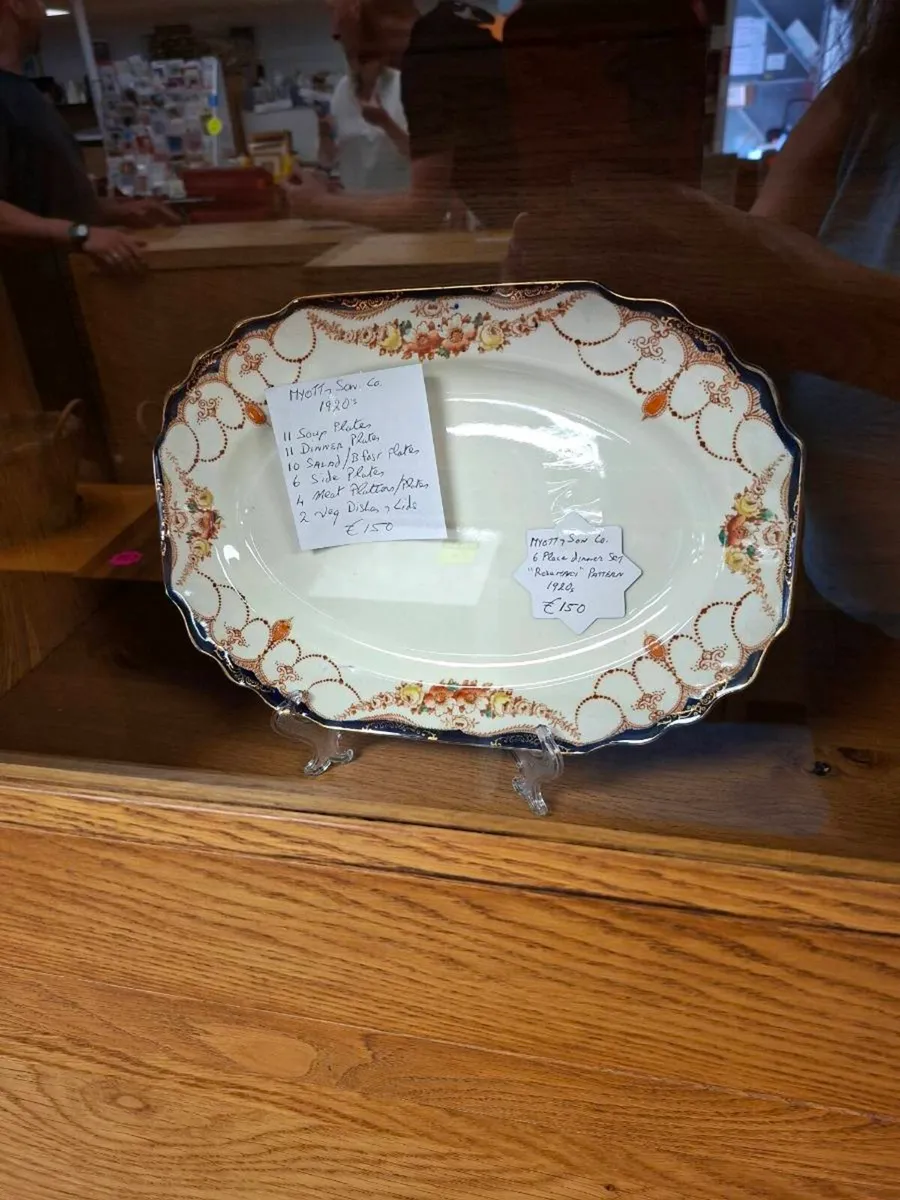 MYOTT SON & CO DINNER SET - Image 2
