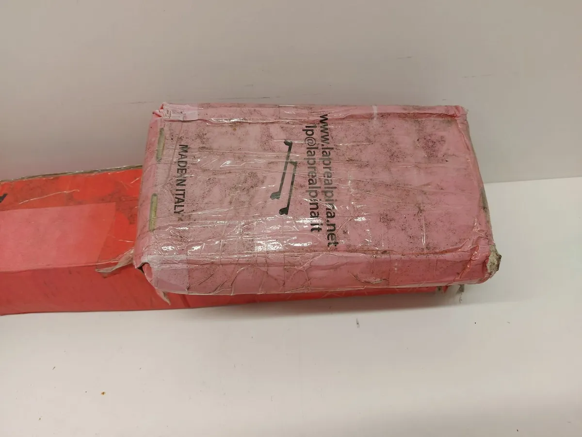 Online Homeware Auction - Image 1