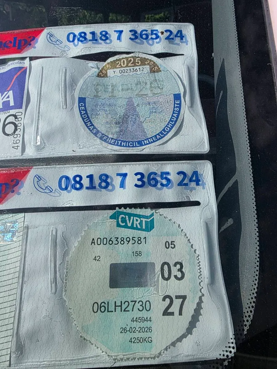 Bus - Image 1