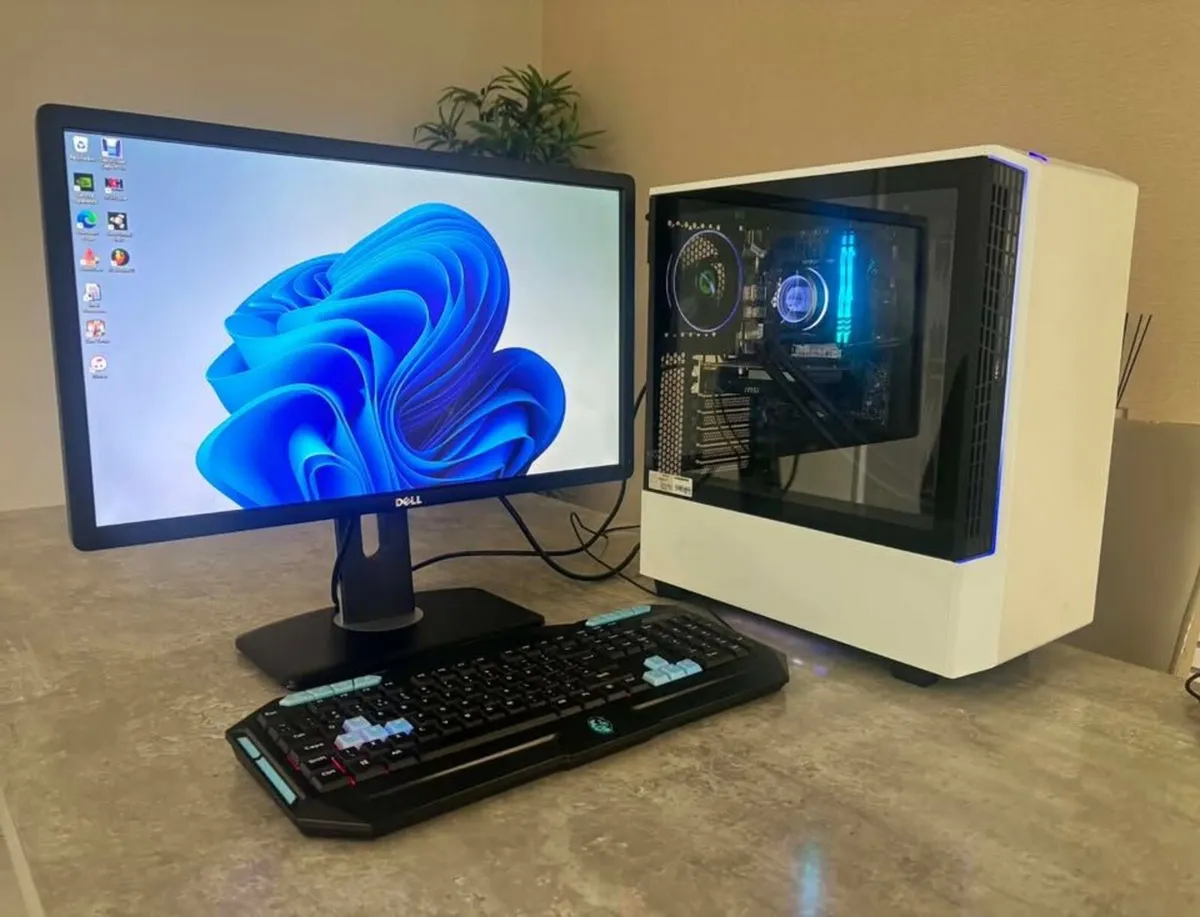 Full Pc Set Up - Image 1