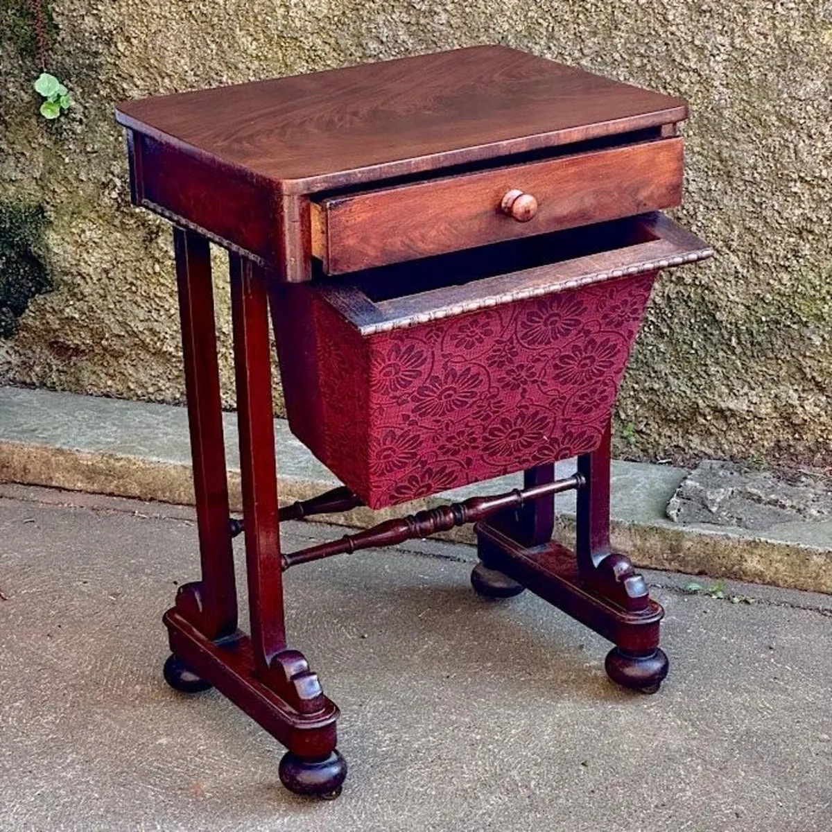 Antique Sewing Machines & Boxes - Image 4