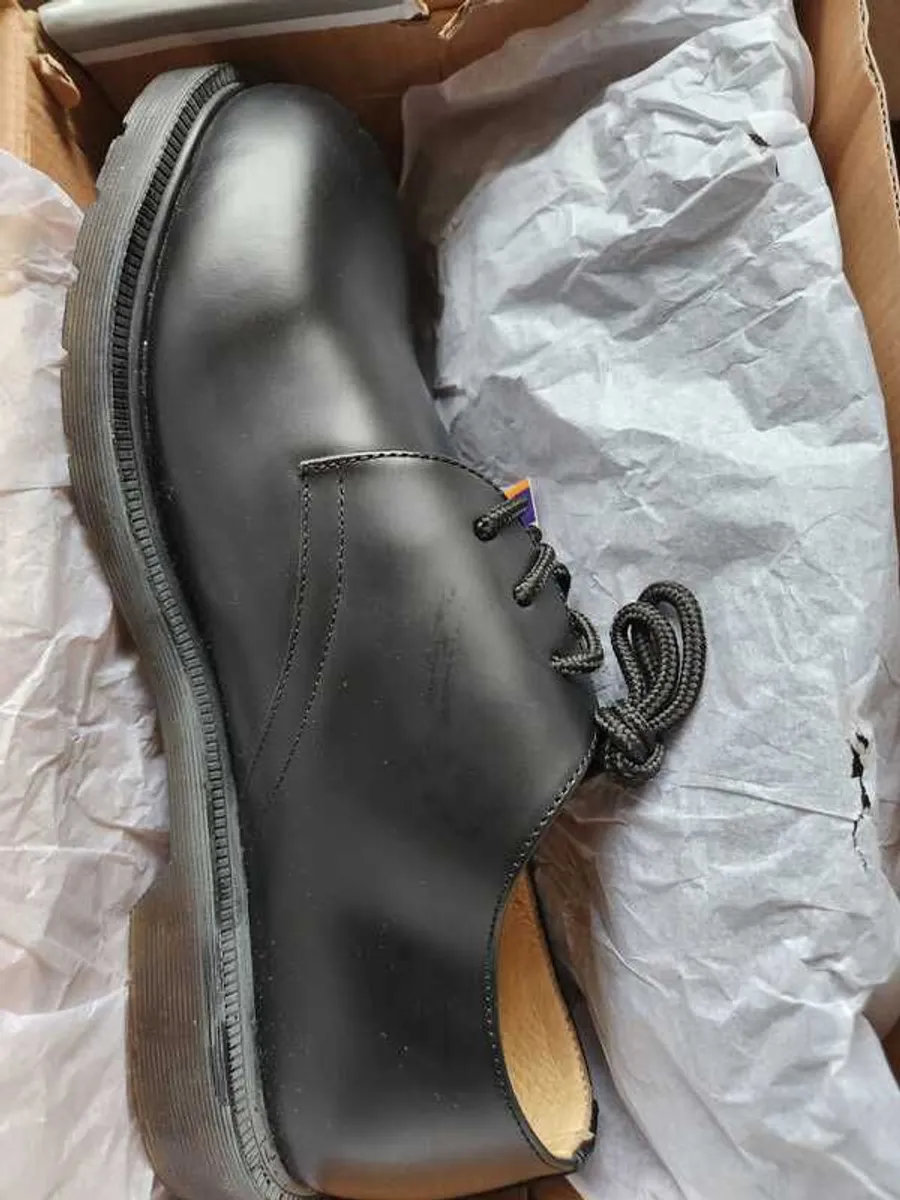 Men's shoes - Image 3