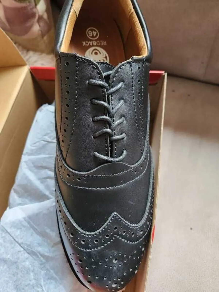 Men's shoes - Image 4