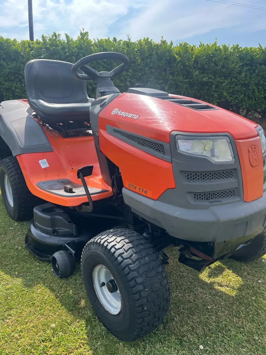 2014 Husqvarna 39inch mower - Image 1
